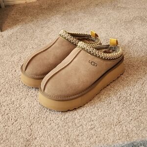 UGG Tazz platforms